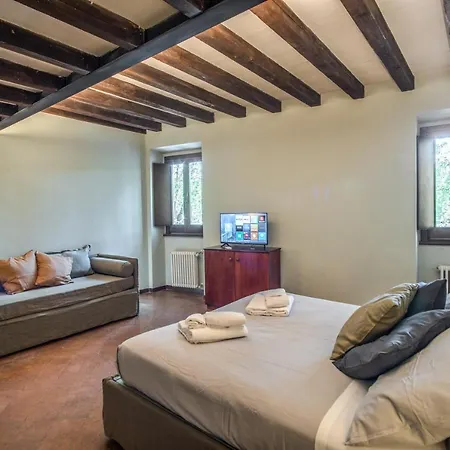 Sant'eligio Attic With Exclusive Terrace Campo Di Fiori Lägenhet *